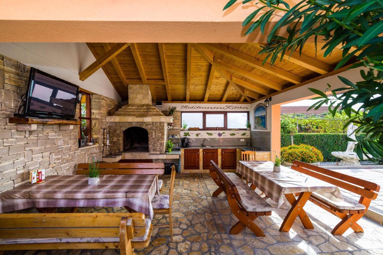 Villa Dalmatina Zadar Mit Pool Exterior foto